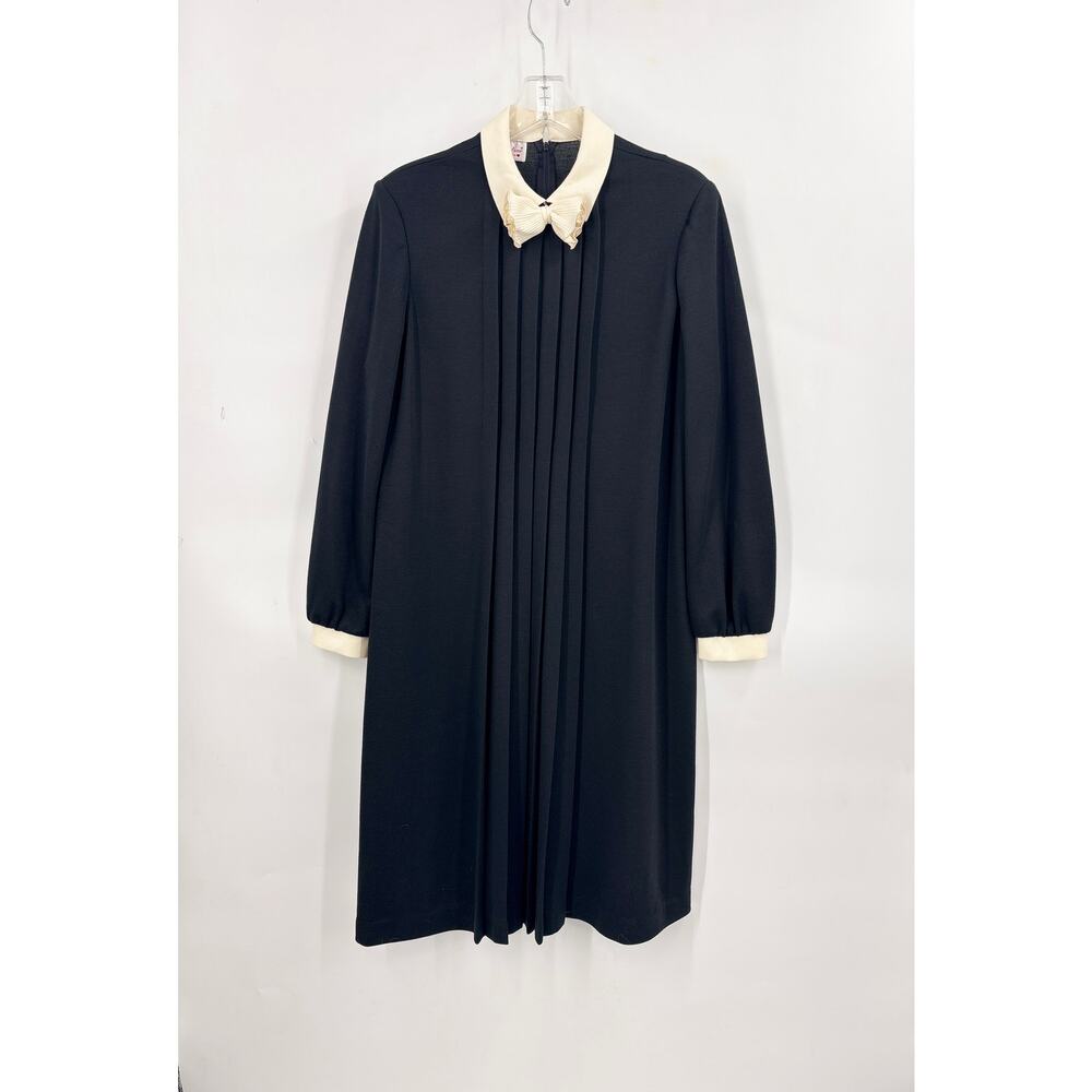 Vintage Kay Windsor Black Cream Pleated Dress Collar Bow Size 18